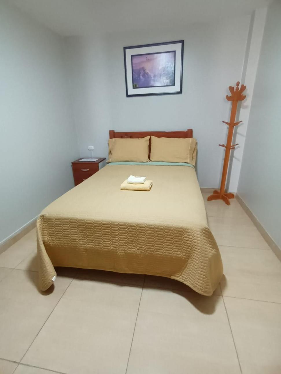 Close To Airport - Free One Time Pickup - A Y J Familia Lima Zewnętrze zdjęcie