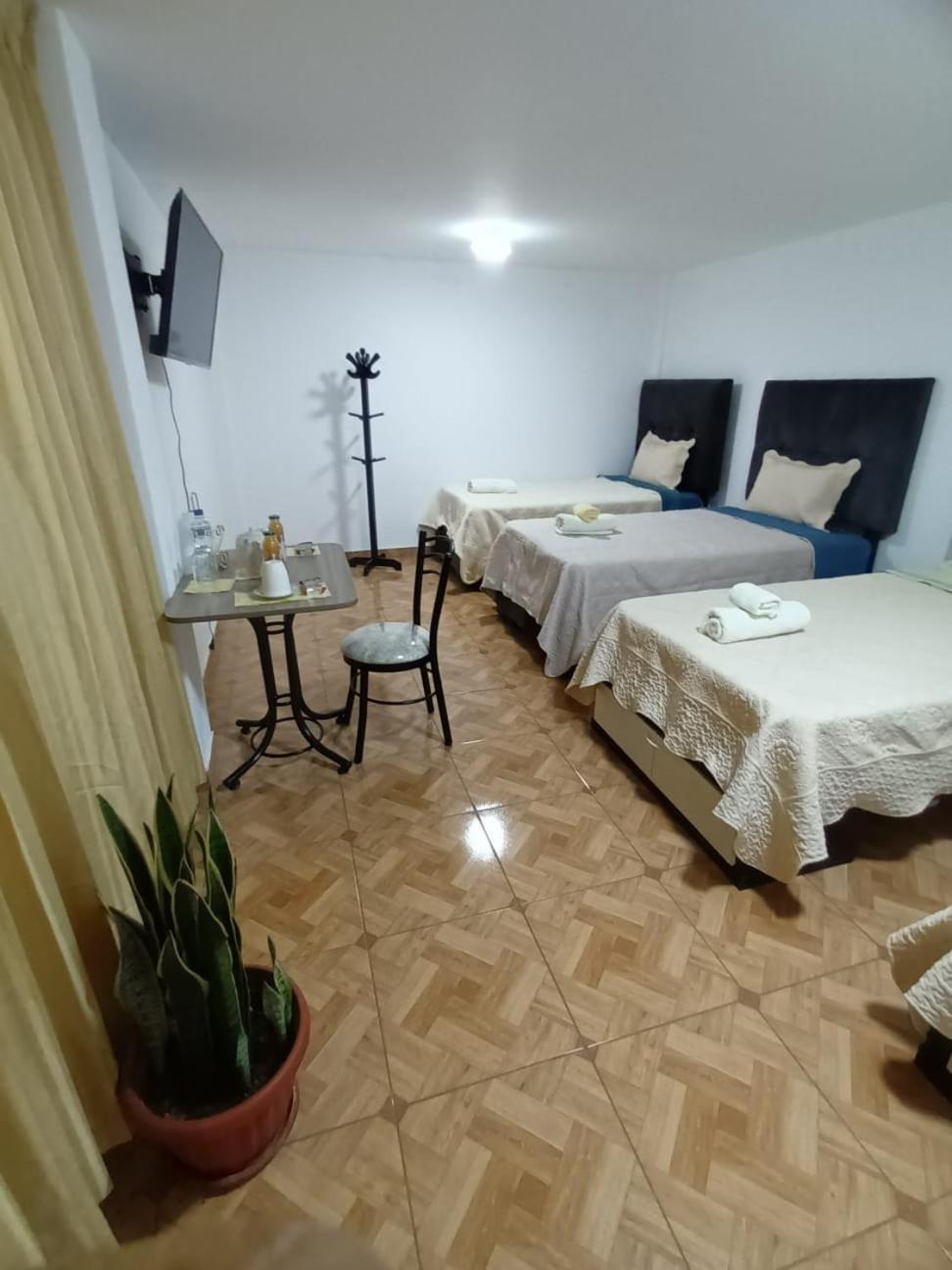 Close To Airport - Free One Time Pickup - A Y J Familia Lima Zewnętrze zdjęcie