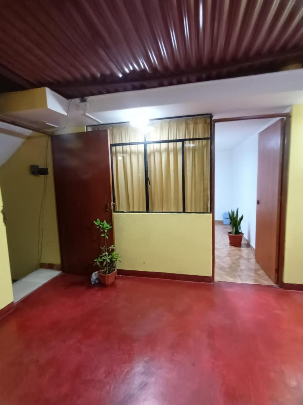 Close To Airport - Free One Time Pickup - A Y J Familia Lima Zewnętrze zdjęcie