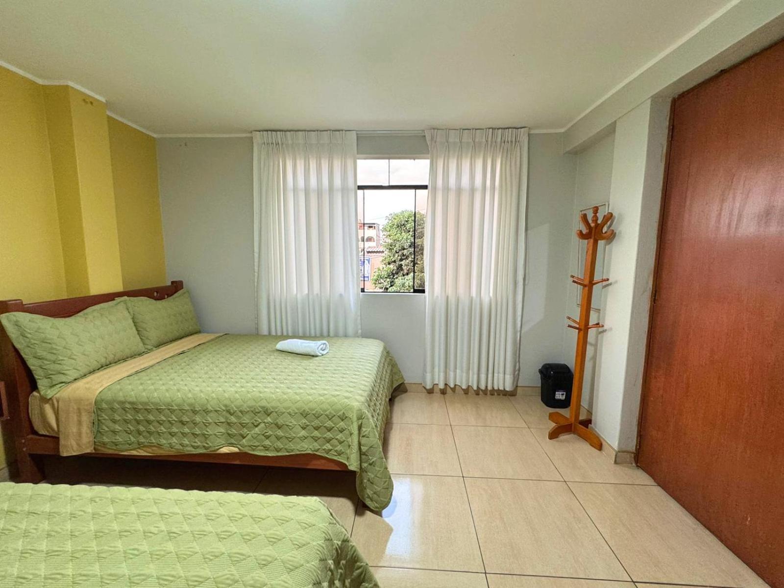 Close To Airport - Free One Time Pickup - A Y J Familia Lima Zewnętrze zdjęcie